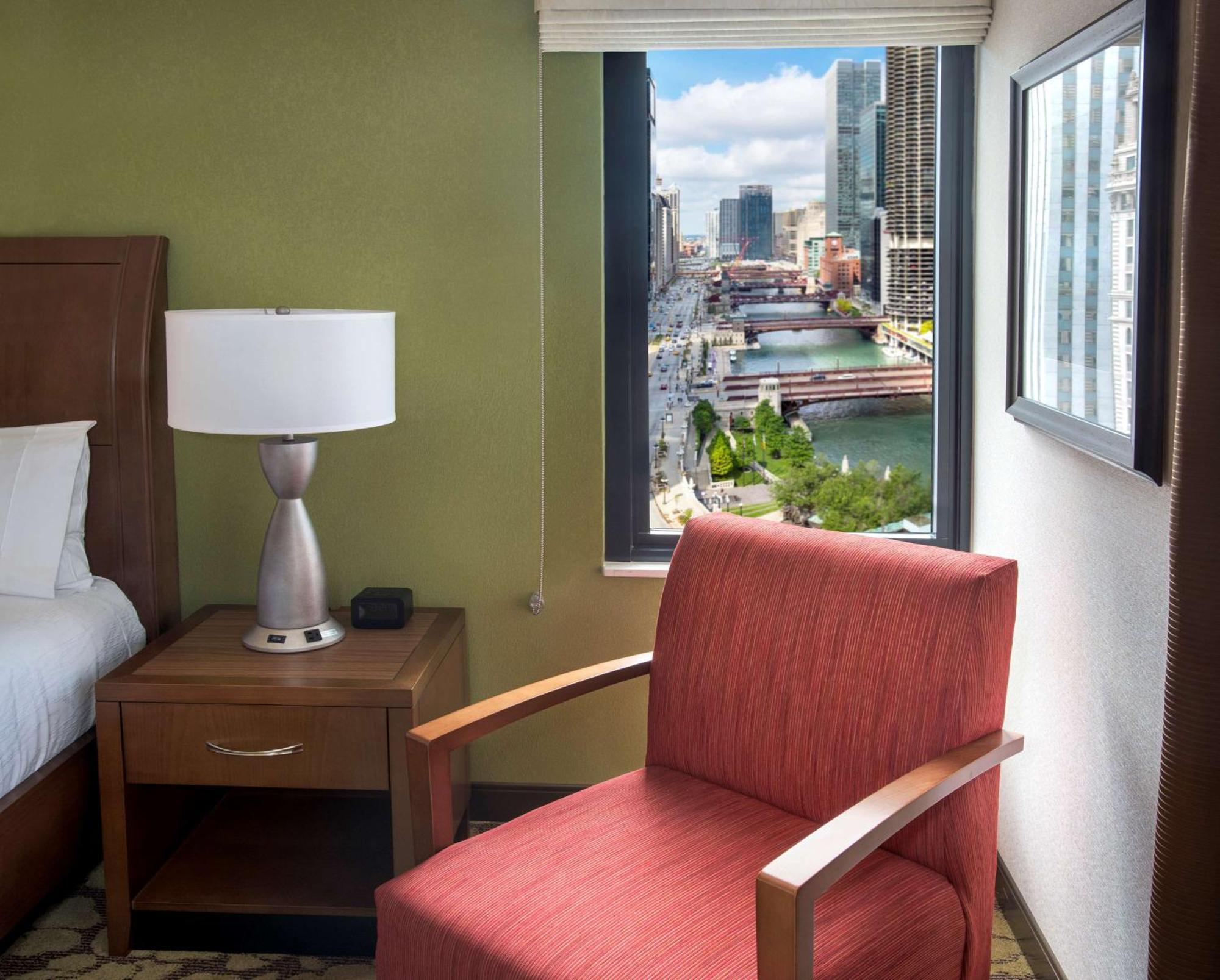Hilton Garden Inn Chicago Downtown Riverwalk Eksteriør billede