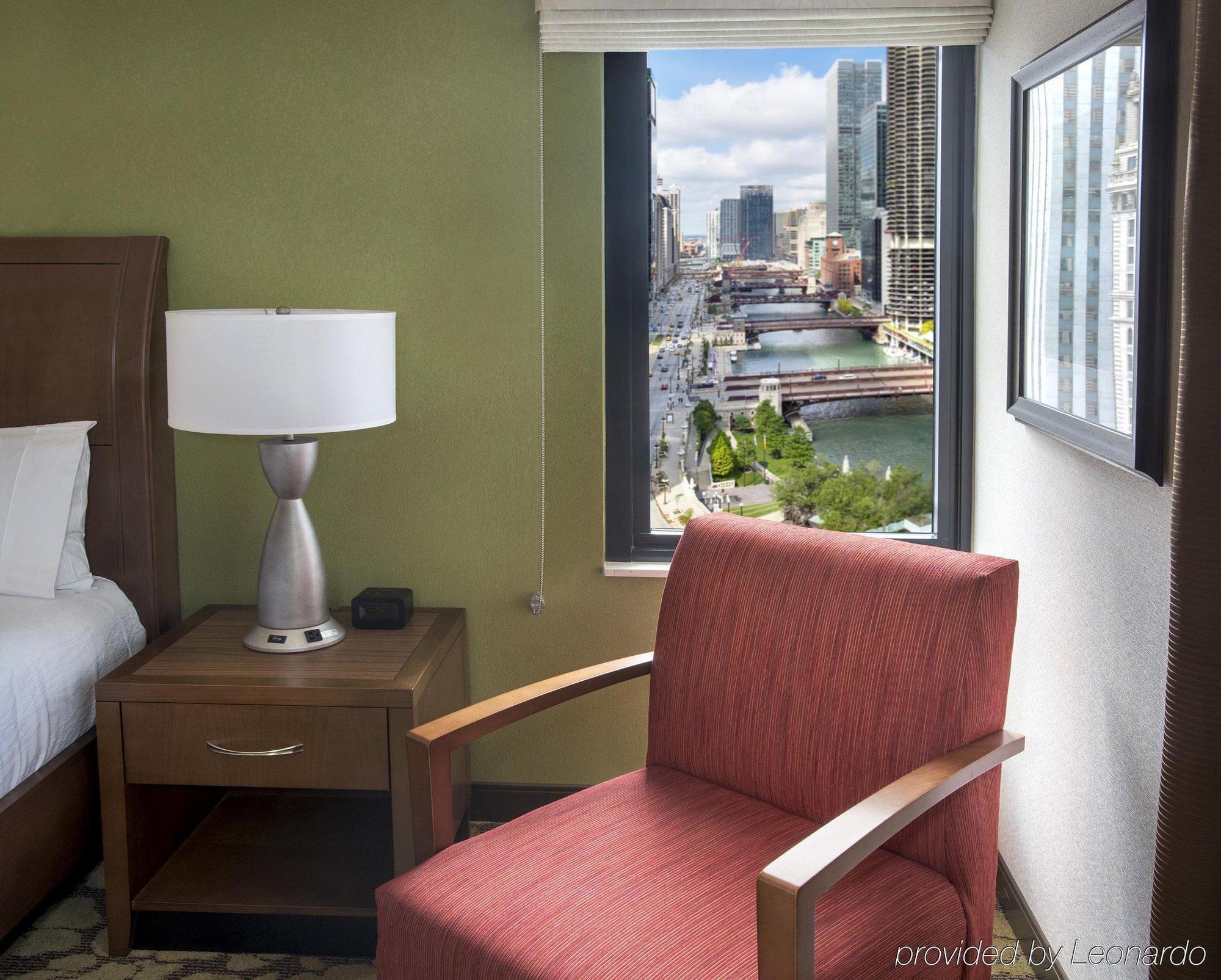 Hilton Garden Inn Chicago Downtown Riverwalk Eksteriør billede